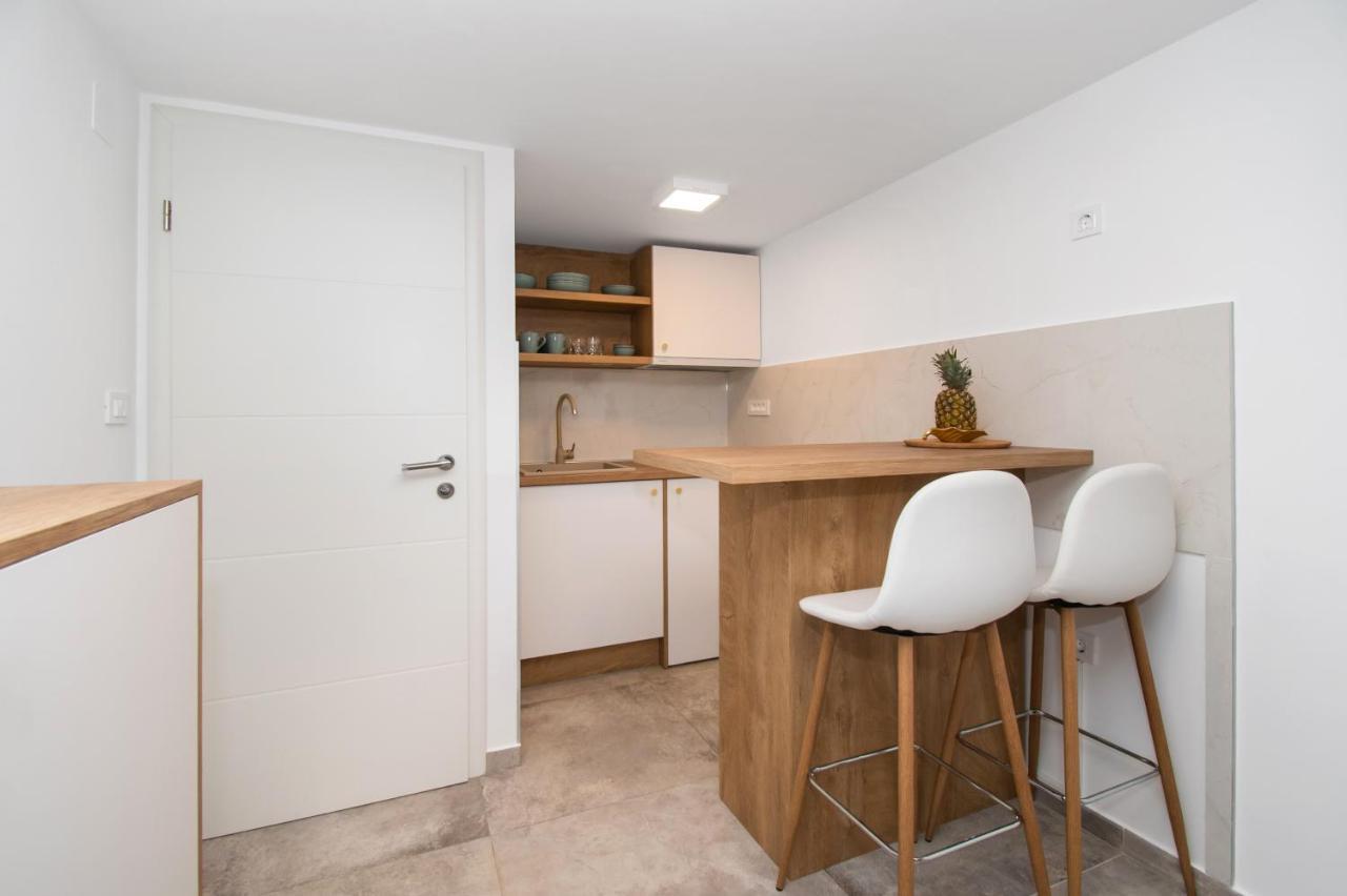 Apartmani Monika Zaboric Bagian luar foto