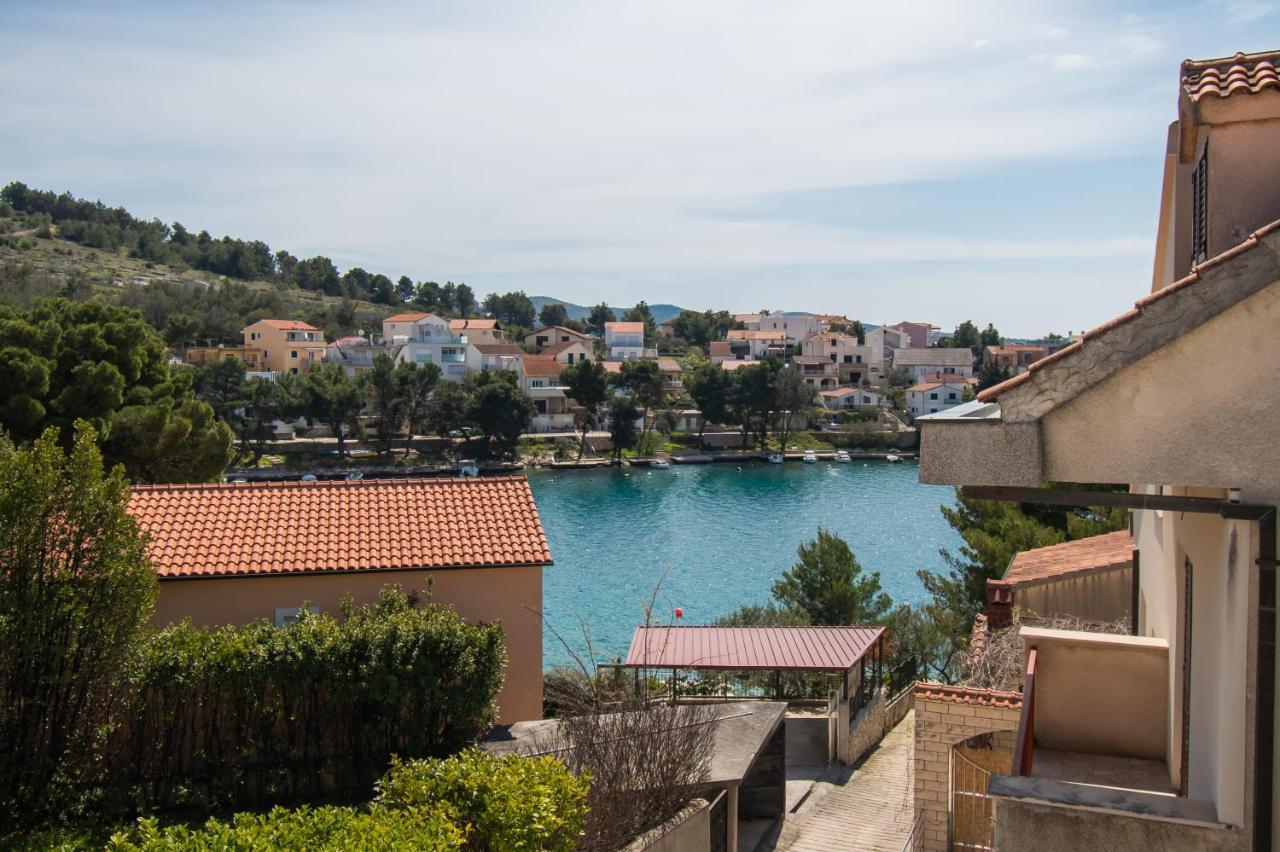 Apartmani Monika Zaboric Bagian luar foto