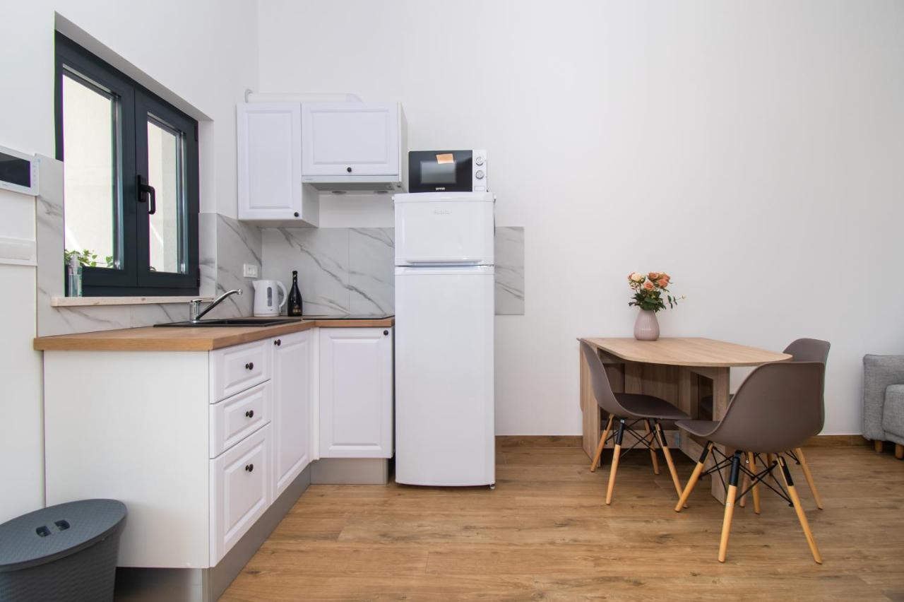Apartmani Monika Zaboric Bagian luar foto