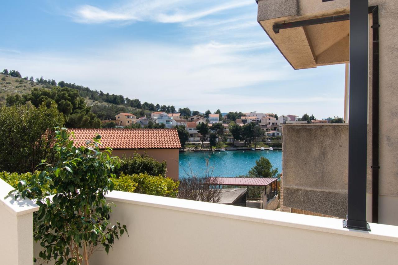 Apartmani Monika Zaboric Bagian luar foto